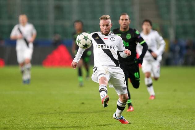 Fußball, CL, Legia Warschau - Sporting Lissabon 07.12.2016 WARSZAWA, FOOTBALL, UEFA CHAMPIONS LEAGUE - LEGIA WARSZAWA - SPORTING LISBON: THIBAULT MOULIN  161207PYK0147