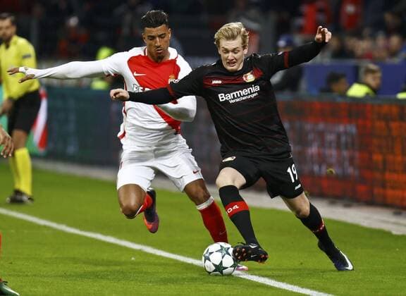 Bayer 04 Leverkusen s Julian Brandt and AS Monaco s Jean Corentin in action FOOTBALL : Bayer Leverkusen vs AS Monaco - Ligue des Champions - 07 12 2016 Imago Panoramic  DOM700