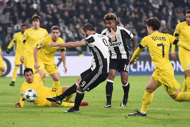 Fußball, CL, Juventus Turin - Dinamo Zagreb Mg Torino 07 12 2016 - Champions League Juventus-Dinamo Zagabria: Tor durch Gonzalo Higuain 
