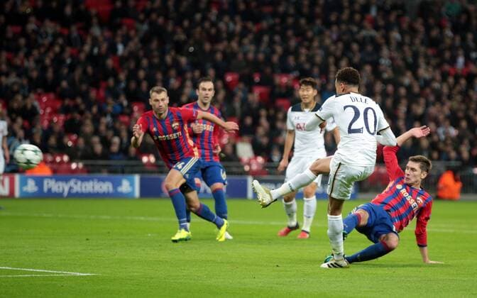 Fußball, CL, Tottenham Hotspur - ZSKA Moskau December 7, 2016 - London, England, United Kingdom - Tottenham Hotspur s Dele Alli scores during UEFA Champions League - Group E match between Tottenham Hotspur and CSKA Moscow at Wembley stadium 07 Dec 2016 Tottenham Hotspur FC v PFC CSKA Moskva - UEFA Champions League  - ZUMAn230 20161207_zaa_n230_065