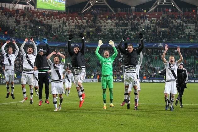 Fußball, CL, Legia Warschau - Sporting Lissabon 07.12.2016 WARSZAWA, FOOTBALL, UEFA CHAMPIONS LEAGUE - LEGIA WARSZAWA - SPORTING LISBON: 1:0 KASPER HAMALAINEN BARTOSZ BERESZYNSKI RADOSLAW CIERZNIAK JAKUB RZEZNICZAK MIROSLAV RADOVIC ARKADIUSZ MALARZ ALEKSANDAR PRIJOVIC ADAM HLOUSEK  161207PYK0151