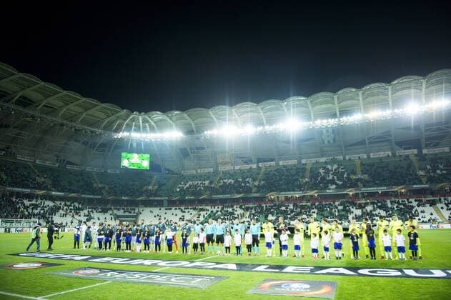 Gent s players pictured at the start of the sixth and last game of the group stage of the Europa League competition in the group H, between Belgian first league soccer team KAA Gent and Turkish soccer club Konyaspor in Konya, Turkey, Thursday 08 December 2016. JASPERxJACOBS  x04993610x