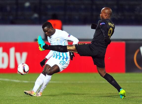 Zurich s Pape Sangone Sarr and Osmanlispor s Pierre Webo vie for the ball during a UEFA European League, group L soccer match, between Osmanlispor and Zurich at Osmanli Stadyumu in Ankara, 12th of December, 2016. (Hikmet Saatci - Depo Photos)  15577801
