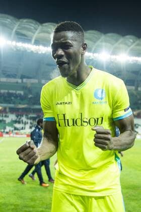 Gent s Kalifa Coulibaly celebrates after winning the sixth and last game of the group stage of the Europa League competition in the group H, between Belgian first league soccer team KAA Gent and Turkish soccer club Konyaspor in Konya, Turkey, Thursday 08 December 2016. JASPERxJACOBS  x04993801x