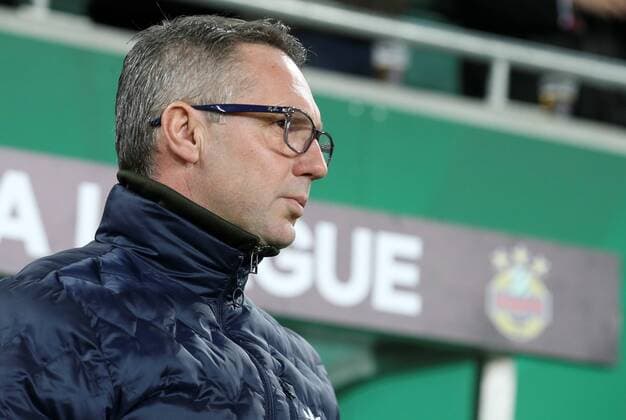 SOCCER - UEFA EL, Rapid vs Bilbao VIENNA,AUSTRIA,08.DEC.16 - SOCCER - UEFA Europa League, group stage, SK Rapid Wien vs Athletic Club Bilbao. Image shows head coach Damir Canadi (Rapid). GEPAxpictures xPatrickxLeuk