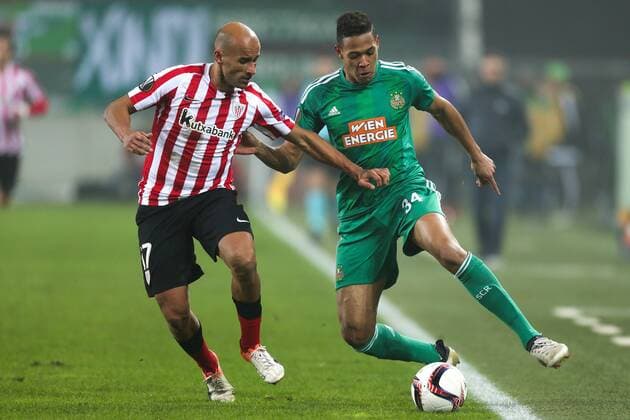 SOCCER - UEFA EL, Rapid vs Bilbao VIENNA,AUSTRIA,08.DEC.16 - SOCCER - UEFA Europa League, group stage, SK Rapid Wien vs Athletic Club Bilbao. Image shows Mikel Rico (Bilbao) and Joelinton Cassio Apolinario de Lira (Rapid). GEPAxpictures xPhilippxBrem