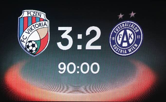 SOCCER - UEFA EL, Plzen vs A.Wien PRAGUE,CZECH REPUBLIC,08.DEC.16 - SOCCER - UEFA Europa League, group stage, FC Viktoria Plzen vs FK Austria Wien. Image shows a scoreboard. GEPAxpictures xChristianxOrt