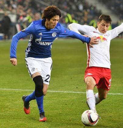 Salzburg beat Schalke 2-0 in Europa League Atsuto Uchida (L) of Schalke 04 is seen in action during the second half of a game in the Europa League against Red Bull Salzburg in Salzburg, Austria, on Dec. 8, 2016. Salzburg won 2-0. 