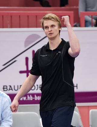 Volleyball 1. Bundesliga Saison 2016 2017 11.12.2016 TV Rottenburg - powervolleys Dueren JUBEL Trainer Tommi Tiilikainen (Dueren) 