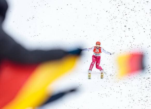 18.12.2016, Nordische Arena, Ramsau, AUT, FIS Weltcup Nordische Kombination, Skisprung, im Bild Eric Frenzel (GER) Eric Frenzel of Germany reacts during Skijumping Competition of FIS Nordic Combined World Cup, at the Nordic Arena in Ramsau, Austria on 2016 12 18. Ramsau  EX_JFK  