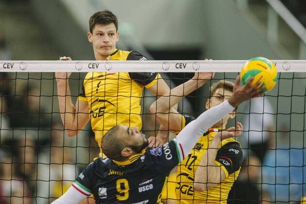 20.12.2016 LODZ , ATLAS ARENA , 2017 CEV VOLLEYBALL CHAMPIONS LEAGUE MENGAME PGE -- SKRA BELCHATOW - AZIMUT MODENA -- SRECKO LISINAC, ARTUR SZALPUK, EARVIN NGAPETH  20161220-CSRJ51457