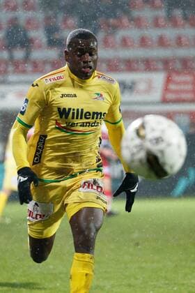 Oostende s Landry Nany Dimata fights for the ball during the Jupiler Pro League match between KV Kortrijk and KV Oostende, in Kortrijk, Wednesday 21 December 2016, on day 20 of the Belgian soccer championship. KURTxDESPLENTER  x05004976x