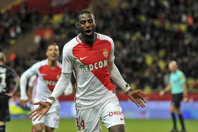 Bilder des Tages - SPORT Joie Tiemoue Bakayoko (AS Monaco) FOOTBALL : AS Monaco vs Caen - Ligue 1 - 21 12 2016 NorbertScanella Panoramic 