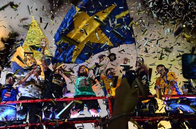 Fußball, Mexiko, Tigres de Monterrey gewinnen Torneo Apertura - December 26, 2016 - Mexico - EUM20161226DEP10.JPG.MONTERREY, N.L.- Soccer Futbol-Final Apertura 2016.- Los jugadores de Tigres celebran la conquista del quinto titulo de la institucion felina el domingo 25 de diciembre de 2016. El cuadro comandado por Ricardo Ferreti vencio en penales al America en la final de torneo Apertura 2016, Estadio Universitario. Foto: Agencia EL UNIVERSAL Emilio Vazquez EVZ Latin News - December 26, 2016  - ZUMAu78_ 20161226_zaf_u78_011