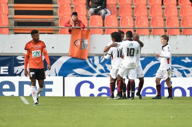 Fußball, Coupe de France, FC Lorient - OGC Nizza -- Enttäuschung Moreira Steven (FC Lorient) suite au but de Nice FOOTBALL : CDF - FC Lorient - OGC Nice - 08 01 2017 BrunoPerrel Panoramic 