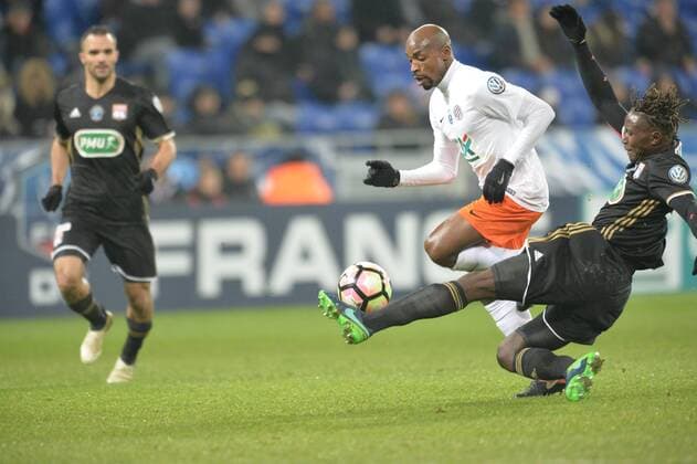 Fußball, Coupe de France, Olympique Lyon - Montpellier HSC Mapou Yanga Mbiwa (lyon) vs Souleymane Camara (montpellier) FOOTBALL : Olympique Lyon vs Montpellier HSC - Coupe de France - 32e de finale - 08 01 2017 FredericChambert Panoramic 