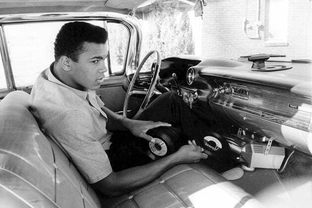 May 3, 2007 - 19,2008.MUHAMMAD ALI AT HOME. CURT GUNTHER- MUHAMMADALIRETRO MUHAMMAD ALI FLATS - ZUMAg49_ 76057966st