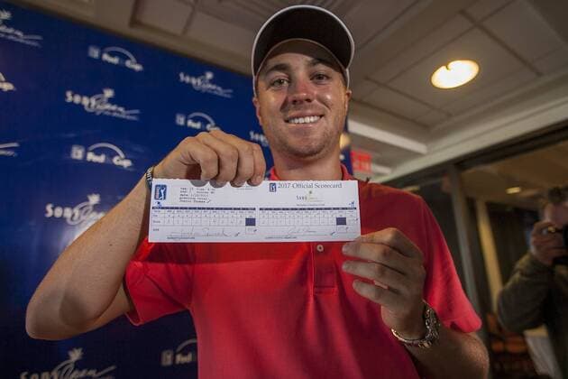 January 12, 2017 - Honolulu, Hawaii: Justin Thomas poses with his score card after shooting a score of 59 during the first round of the Sony Open at Waialae Country Club in Honolulu, Hawaii. PGA Golf Herren Golf 2017: Sony Open JAN12 - ZUMAc04_ 20170112_zaf_c04_084
