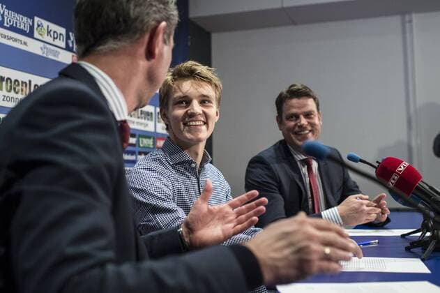 Fußball, Martin Odegaard wird als Neuzugang des SC Heerenveen präsentiert The Netherlands, Heerenveen, 10-01-2017; Football player Martin Odegaard Martin Ødegaard, Odegaard is presented by his new club SC Heerenveen in The netherlands. The 18-year player from Norway is on loan from spanish club Real Madrid. Photo: Kees van de Veen Hollandse Hoogte Heerenveen xVIxHollandsexHoogtexIVx 61820090