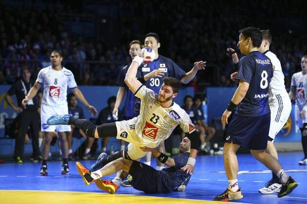 Handball, WM, Japan - Frankreich Ludovic Fabregas (France) vs Remi Anri Doi (Japon) HANDBALL : Japan - Frankreich - WM Nationalteam Länderspiel - 13 01 2017 GwendolineLeGoffx 