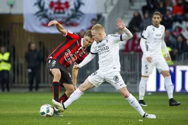 Vincent Koziello (OGC Nice) - Florent Mollet (FC Metz) FOOTBALL : OGC Nice vs FC Metz - Ligue 1 - 15 01 2017 NorbertScanella Panoramic 