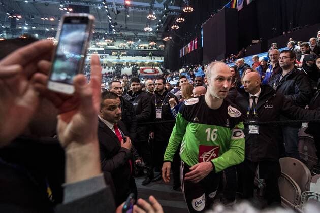 170121 Frankreichs Torwart Thierry Omeyer - Handball WM, Nationalteam FRA vs ISL, in Lille.  Copyright: PETTERxARVIDSON BB170121PA135