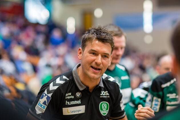Trainer Christian Prokop in der Halbzeitbesprechnung waehrend des Peugeot Cup s 2017 zwischen SC DHFK Leipzig und TBV Lemgo, am 22. Januar 2017 in der Anhalt Arena in Dessau-Rosslau, Sachsen Anhalt, Deutschland Dessau Copyright: xBoesenerx Eibner-Pressefotox EP_hbr