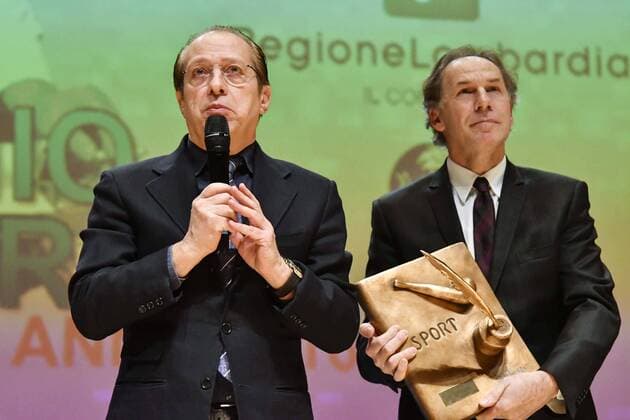 Verleihung des Premio Gianni Brera in Mailand Milano. Premio Gianni Brera. Sportivo dell anno 2016 sedicesima edizione. Pictured: Paolo Berlusconi Franco Baresi  Copyright: xBluxSickix xIPAx