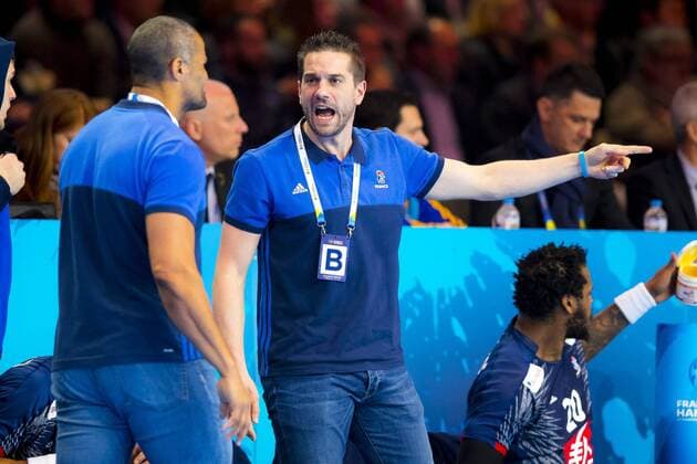 Didier Dinart und Guillaume Gille. Frankreich vs. Schweden, Final Round, 25th IHF Mens World Championship WM Weltmeisterschaft Handball, 24.01.17 Lille France Stade Pierre-Mauroy Copyright: xAgentur54Gradx xFelixxKoenigx
