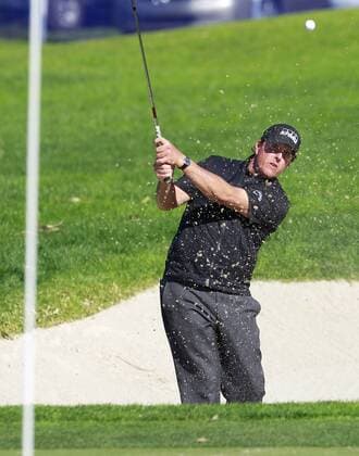 January 25, 2017 - San Diego, CA, USA - Phil Mickelson hits ou of the sand on the 8th hole of the north Course at Torrey Pines Golf Course during the Farmers Insurance Open Pro-Am on Wednesday, Jan. 25, 2017. Farmers Insurance Pro-Am - ZUMAs44_ 76606541st Copyright: xK.C.xAlfredx