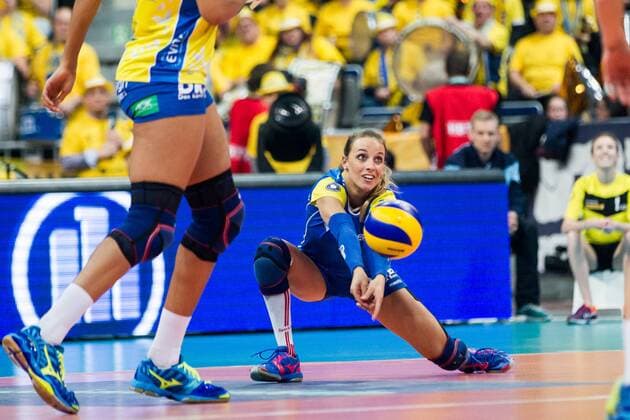 Annahme Lenka Duerr Dürr (2 SSC); DVV-Pokalfinale, SAP-Arena Mannheim Deutschland, 29.01.2017; Partie: SSC Palmberg Schwerin vs Allianz MTV Stuttgart; Foto:Wuechner Eibner-Pressefoto Mannheim Copyright: xWuechnerx xEibner-Pressefotox EP_nwr