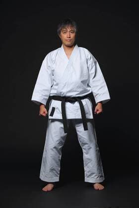 Japanese karate master R160619_MR01.jpg  (qdwg000933)