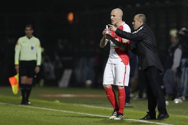 Fußball, Coupe de France, Chambly - AS Monaco Leonardo Jardim ( COACH coach Monaco ) et Andrea Raggi (Monaco) FOOTBALL : FC Chambly vs AS Monaco - Coupe de France - 01 02 2017 GwendolineLeGoff Panoramic 