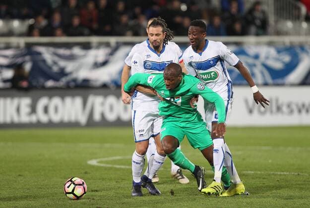 Fußball, Coupe de France, AJ Auxerre - AS St. Etienne (Auxerre) Mickael Tacalfred - Brahim Konate (St Etienne) Bryan Dabo FOOTBALL : Auxerre vs St Etienne - 16e Coupe France - 01 02 2017 StephanieGrossetete Panoramic 