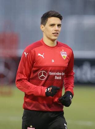 Stuttgart , Training VfB Stuttgart , Josip Brekalo