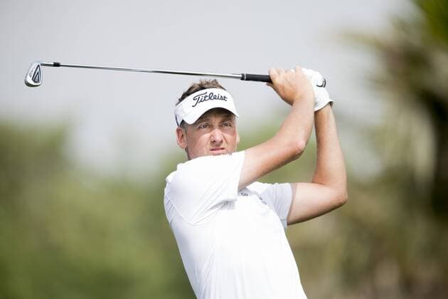 170202 Ian Poulter, England - Abschlag - Tag 1 - Dubai Dessert Classic - 2 februar 2017 .  Copyright: LUDVIGxTHUNMAN BB170202LT066