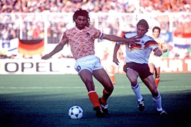 RUUD GULLIT, LOTHAR MATTHÄUS EM Euro 1988 in GER 1988 SEMIFINAL - BR Deutschland - Niederlande 1:2