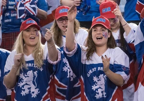 February 5, 2017 - Ottawa, Ontario, Canada - OTTAWA, ON - FEBRUARY 5: Great Britain fans cheer on Kyle Edmund during his singles match against Denis Shapovalov of Canada on day three of the Davis Cup World Group tie between Canada and Great Britain at TD Place Arena on February 5, 2017 in Ottawa, Ontario, Canada. Tennis: Canada v GB: Davis Cup by BNP Paribas World Group First Round - ZUMAk120 20170205_zap_k120_054 Copyright: xStevexKingsmanx