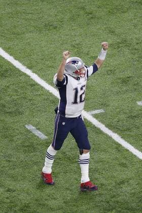 February 05, 2017 New England Patriots quarterback Tom Brady (12) reacts after converting on a 2 point conversion during Super Bowl LI between the New England Patriots and the Atlanta Falcons at NRG Stadium in Houston, Texas. CSM NFL American Football Herren USA 2017: Super Bowl LI FEB 05 - ZUMAc04_ 20170205_zaf_c04_220 Copyright: xCharlesxBausx