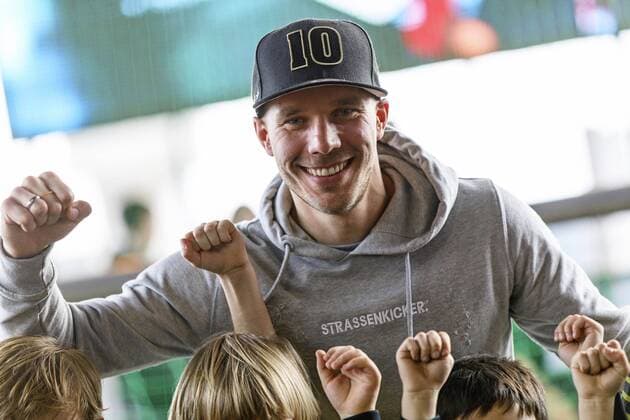 Lukas Podolski beim Strassenkicker-Camp 2017 in der Wassermannhalle. Köln, 05.02.2017 Foto:xC.xHardtx xFuturexImage