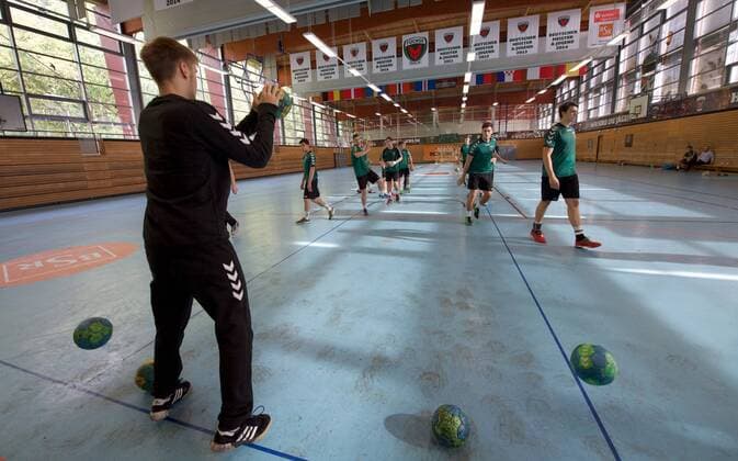 Handball HBL Berlin 29.09.2016 FUECHSE TOWN ( FÜCHSE TOWN ) Trainigszentrum der Fuechse Berlin im Stadtbezirk Hohenschoenhausen TRAINING A JUGEND GROSSE HALLE