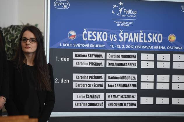 Barbora Strycova and Garbine Muguruza will meet in the first tennis match of the Fed Cup 1st round tie between the Czech Republic and Spain on Saturday, lots decided in Prague, Czech Republic, February 10, 2017. The second women s singles match will be played by Karolina Pliskova and Lara Arruabarrena. On Sunday, Strycova will meet Arruabarrena and Pliskova will meet Muguruza. For the doubles match, the Czechs nominated Lucie Safarova and Katerina Siniakova, the Spaniards Sara Sorribes and Maria Jose Martinez. (CTKxPhoto JaroslavxOzana) CTKPhotoP201702100594601  JAO_8900