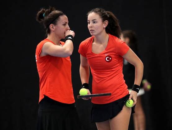 TENNIS - ITF, Fed Cup TALLINN,ESTONIA,10.FEB.17 - TENNIS - ITF, Fed Cup, Europe Africa Zone II, Group 1. Image shows Pemra Ozgen and Ayla Aksu (TUR). GEPAxpictures xWalterxLuger
