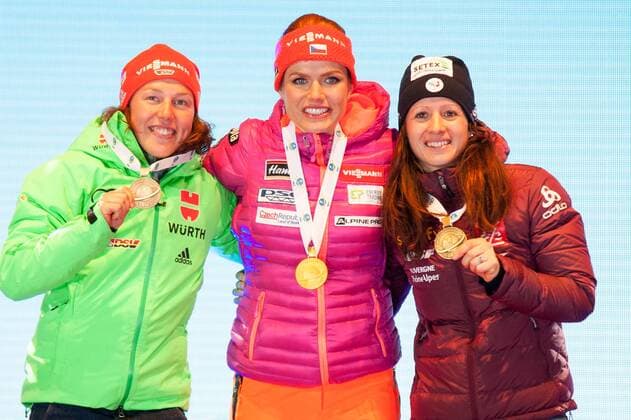 Bilder des Tages - SPORT Laura DAHLMEIER (GER), Gabriela KOUKALOVA (CZE), Anais CHEVALIER (FRA). Oesterreich, Hochfilzen: Wintersport, Biathlon, IBU World Championships 2017 - 7,5km Sprint Damen am 10.02.2017, Biathlonstadion.
