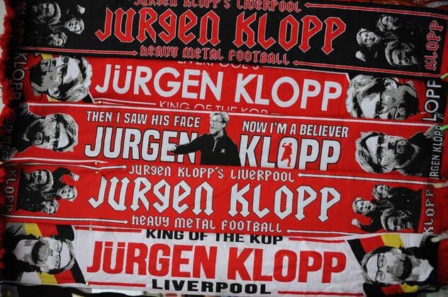 Bilder des Tages - SPORT Jurgen Klopp Scarfs for sale before the start of the English Premier league match at Anfield Stadium, Liverpool. Picture date: February 11th, 2017. Pic Robin Parker Sportimage EDITORIAL USE ONLY. No use with unauthorised audio, video, data, fixture lists, club league logos or live services. Online in-match use limited to 120 images, no video emulation. No use in betting, games or single club league player publications.