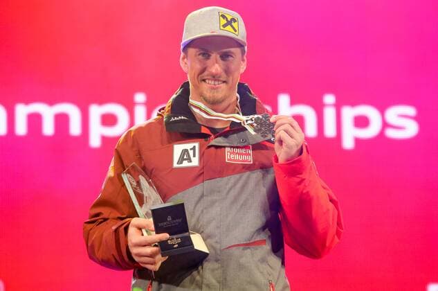 Ski Alpin, WM in St. Moritz, Siegerehrung Abfahrt der Herren ALPINE SKIING - FIS Ski WC St. Moritz SANKT MORITZ,SWITZERLAND,12.FEB.17 - ALPINE SKIING - FIS Alpine World Ski Championships, downhill, men, award ceremony. Image shows Max Franz (AUT). Keywords: medal. GEPAxpictures xMarioxKneisl