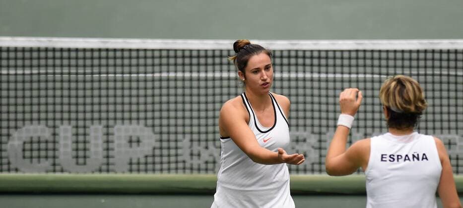 The double team of the Spain with Sara Sorribes (left) and Maria Jose Martinez (right) in action during the tennis match of the Fed Cup 1st round between the Czech Republic (Lucie Safarova and Katerina Siniakova) and Spain in Ostrava, Czech Republic, February 12, 2017. (CTKxPhoto JaroslavxOzana) CTKPhotoP201702120691401  jao 16