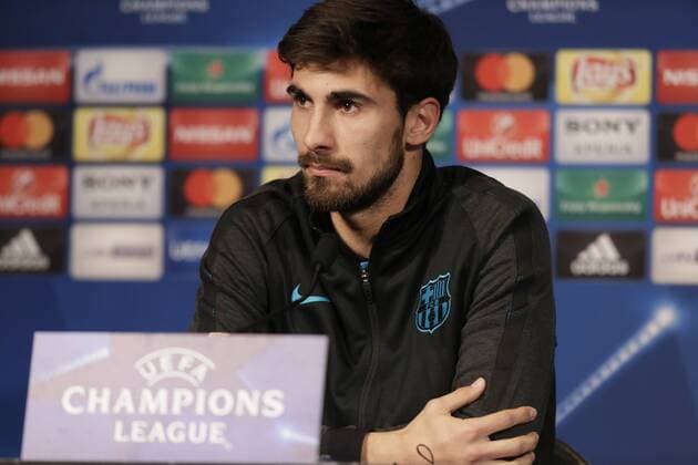 UEFA Champions League 2017, Paris St. Germain - FC Barcelona - , press conference PK Pressekonferenz and training, andres gomez, 644 cordon  xx