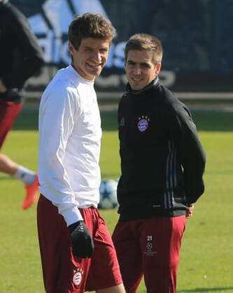 14.02.2017, FC Bayern Training Fussball, im Bild: Thomas Mueller (FCB) und Philipp Lahm (FCB)