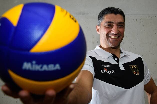 Fotoshootings der letzten Wochen 14.02.2017, Max Schmeling Halle, Berlin Volleyball, Vorstellung Bundestrainer Andrea Giani Andrea Giani (Volleyball Bundestrainer Männer Maenner)